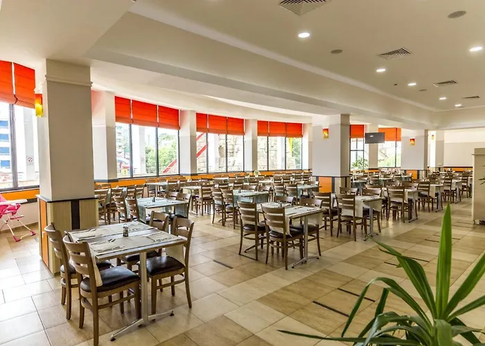 Kuban & Aquapark ساني بيتش