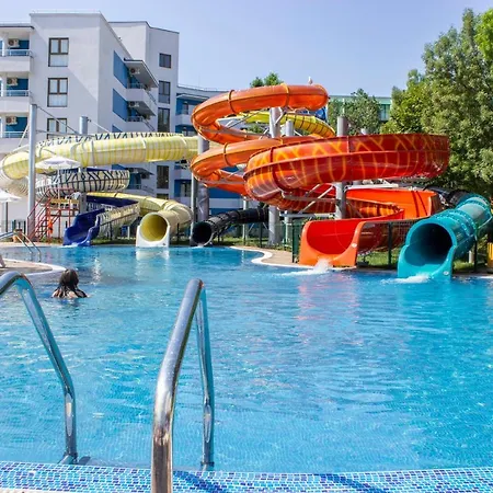 Kuban & Aquapark סאני ביץ'