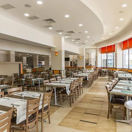 Kuban & Aquapark סאני ביץ'