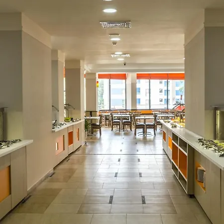 Kuban & Aquapark מלון